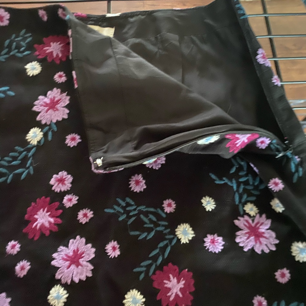 Loft embroidered skirt-2 New